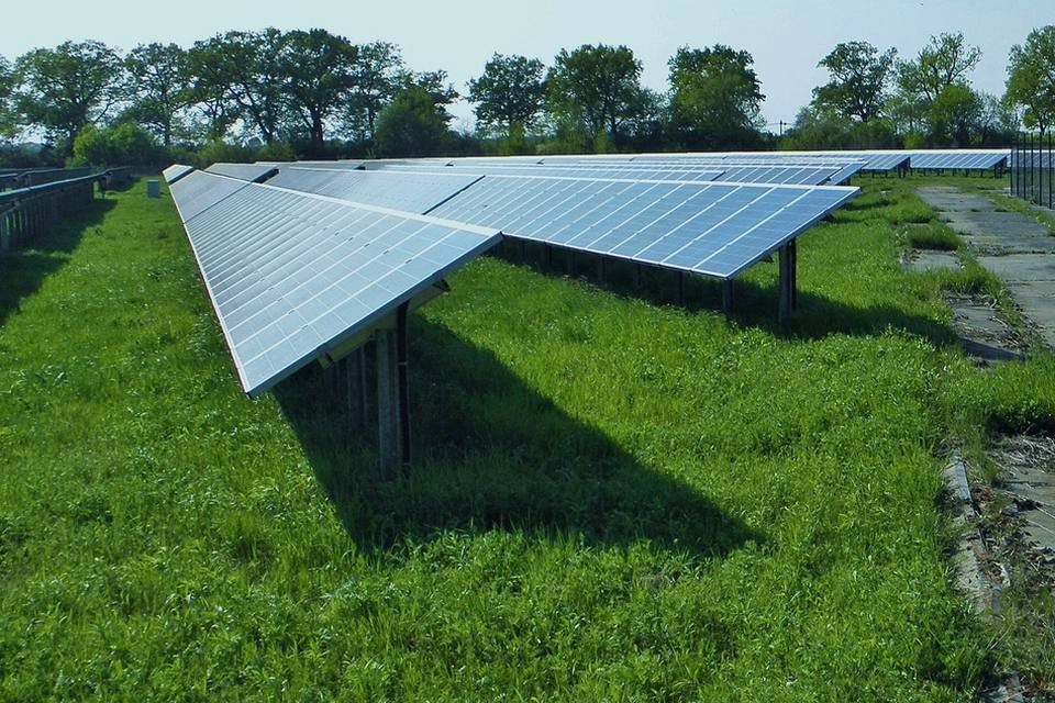 太陽光パネルの赤外線診断